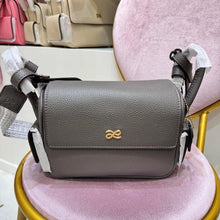 Load image into Gallery viewer, HOLB Treasure Guitar Straps (20cm)