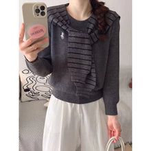Load image into Gallery viewer, Longsleeve Knitted Top w/ Cape #V5037