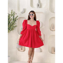 Load image into Gallery viewer, Ricci Plain Sweetheart Dress
