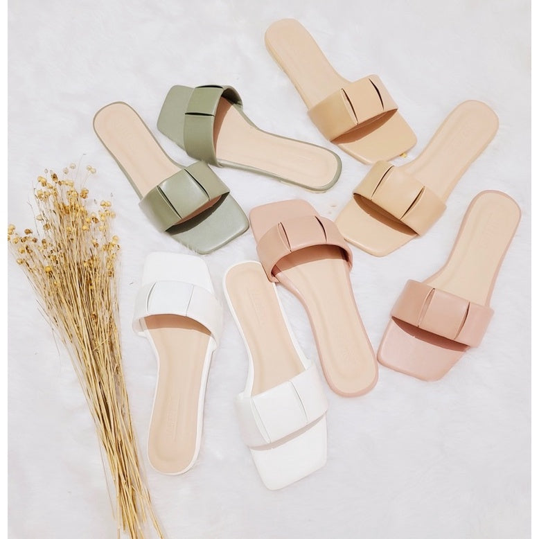 Bloom Soft Padded Flat Sandals