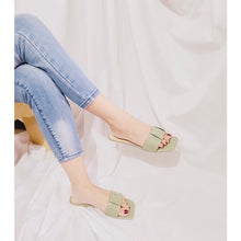 Load image into Gallery viewer, Bloom Soft Padded Flat Sandals
