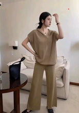 Load image into Gallery viewer, V-Neck Knitted Terno Pants #5327
