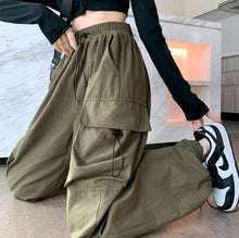 Load image into Gallery viewer, Retro Wideleg Cargo Pants
