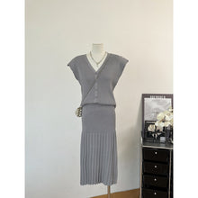 Load image into Gallery viewer, Knitted Pleated Terno Skirt #7352
