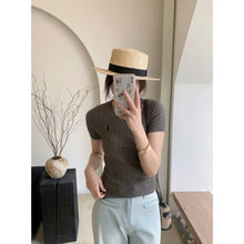 Load image into Gallery viewer, Knitted Top M1435
