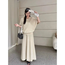 Load image into Gallery viewer, Knitted Skirt Set #984
