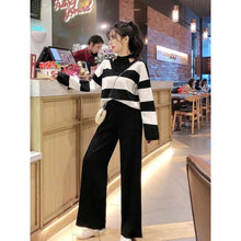 Load image into Gallery viewer, Knitted Terno Pants 997
