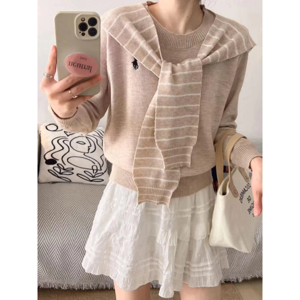 Longsleeve Knitted Top w/ Cape #V5037