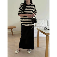Load image into Gallery viewer, Knitted Skirt Coords 981
