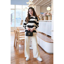 Load image into Gallery viewer, Knitted Pants Set #995
