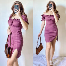 Load image into Gallery viewer, Mia Puff Sleeves Ruched Dress
