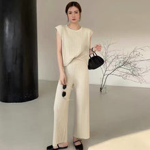 Load image into Gallery viewer, Korean Knitted Terno Pants #0981
