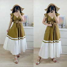 Load image into Gallery viewer, Ruffles Bra Top + Two-toned Maxi Skirt Summer Set EM275
